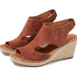 Gentle Souls By Kenneth Cole Cody Espadrille